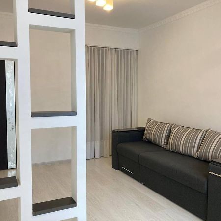 New Cosy Apartment Lviv Luaran gambar